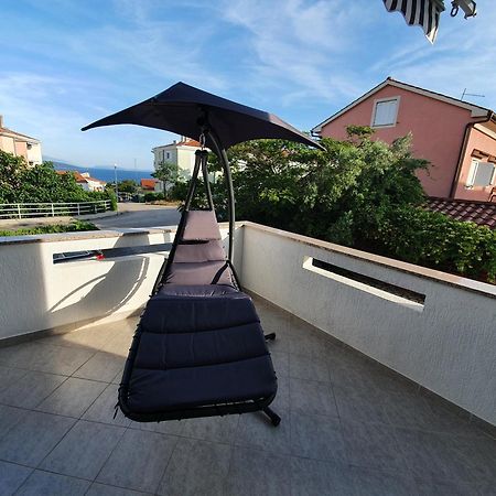 Apartmani Bozic-Tokic Krk Town Exterior foto